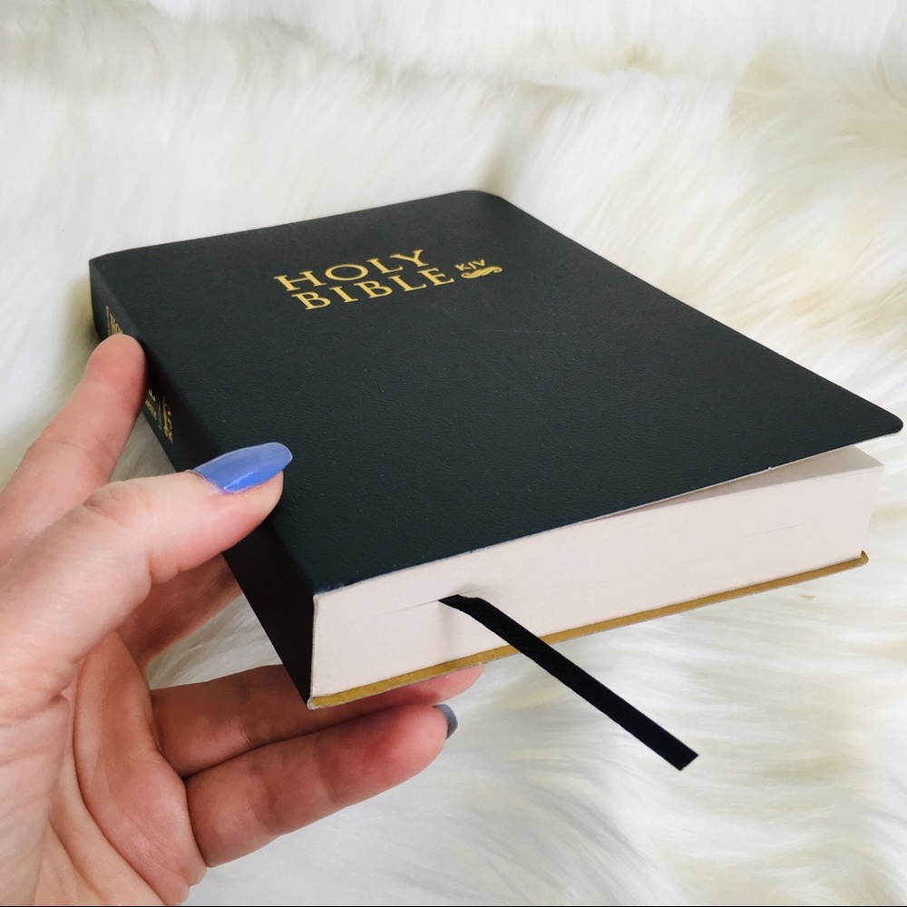 Bible black King James Old + New Testament KJV - Picture 3 of 9
